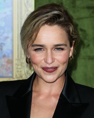 Emilia Clarke Poster 3737029