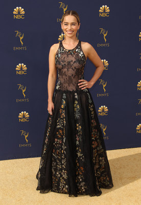 Emilia Clarke Poster 3737054
