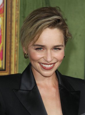 Emilia Clarke Poster 3737069