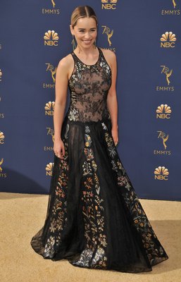Emilia Clarke Poster 3737081