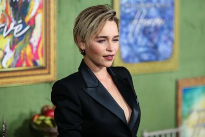 Emilia Clarke Poster 3737127