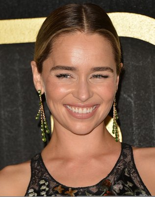 Emilia Clarke Poster 3737129
