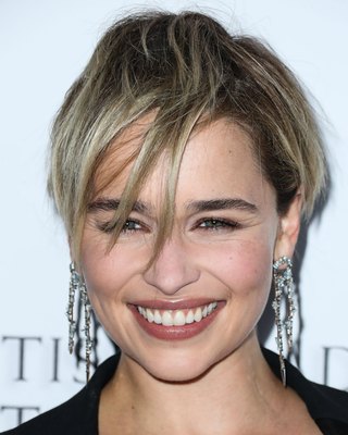 Emilia Clarke Poster 3737130