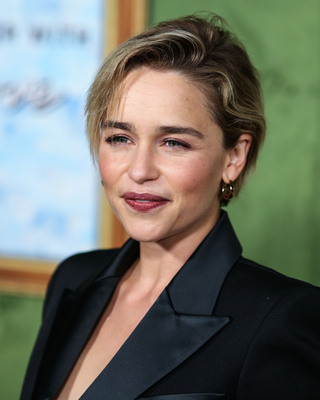 Emilia Clarke Poster 3737154