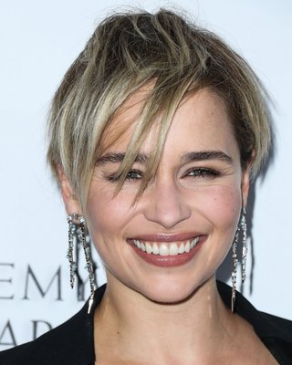 Emilia Clarke Poster 3737157