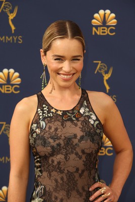 Emilia Clarke Poster 3737164