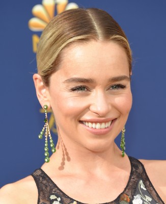Emilia Clarke Poster 3737224