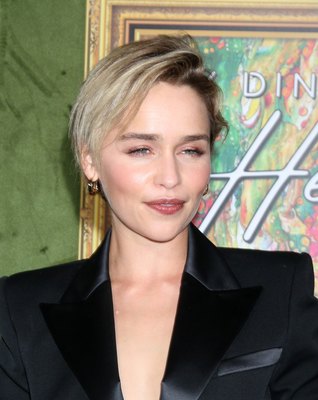 Emilia Clarke Poster 3737239
