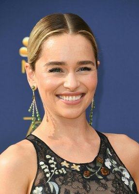 Emilia Clarke Poster 3737243