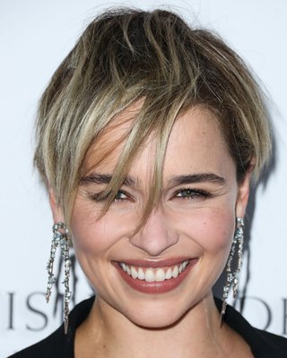Emilia Clarke Poster 3737303