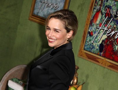 Emilia Clarke Poster 3737304