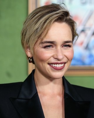 Emilia Clarke Poster 3737338