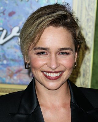 Emilia Clarke Poster 3737351