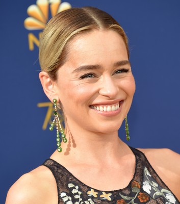 Emilia Clarke Poster 3737357