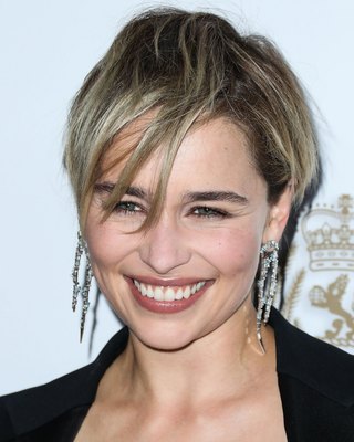 Emilia Clarke Poster 3737409
