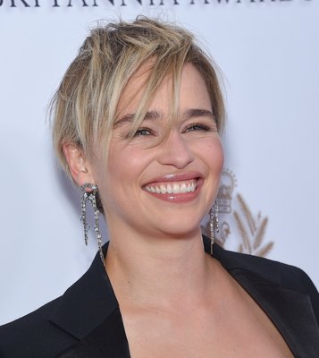Emilia Clarke Poster 3737412
