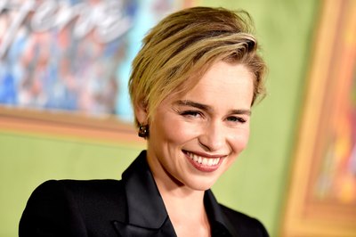 Emilia Clarke Poster 3737414