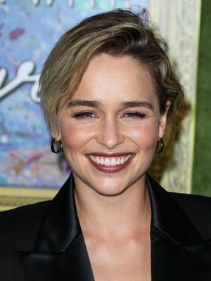 Emilia Clarke Poster 3737417