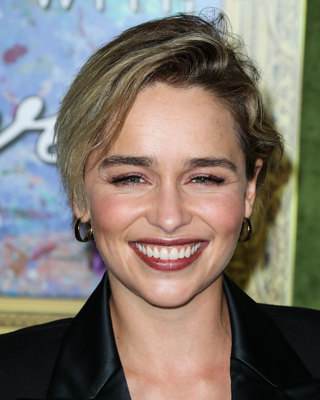 Emilia Clarke Poster 3737442