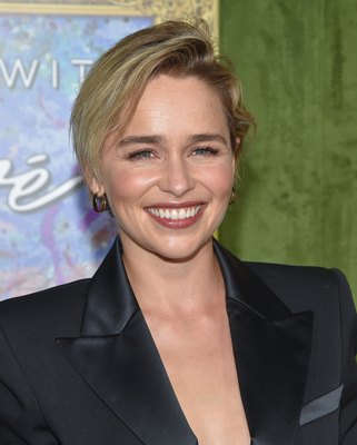 Emilia Clarke Poster 3737465