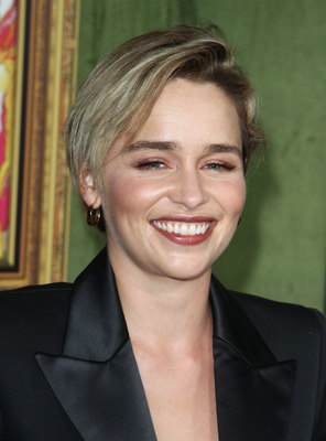 Emilia Clarke Poster 3737493