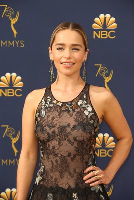 Emilia Clarke Poster 3737514