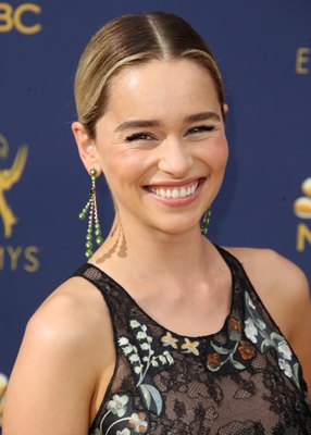 Emilia Clarke Poster 3776111