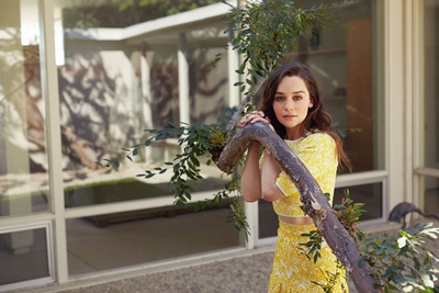 Emilia Clarke Poster 3828229