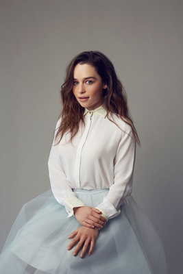 Emilia Clarke Poster 3828231