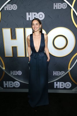Emilia Clarke Poster 3902250