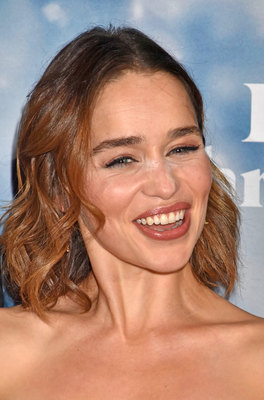 Emilia Clarke Poster 3922247