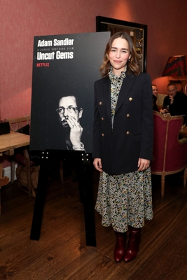 Emilia Clarke Poster 3922409