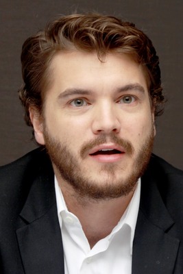 Emilie Hirsch Poster 2365633