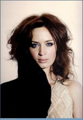 Emily Blunt Poster 1501645