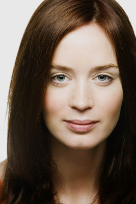 Emily Blunt Poster 2107564