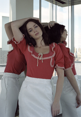 Emily Blunt Poster 2122205