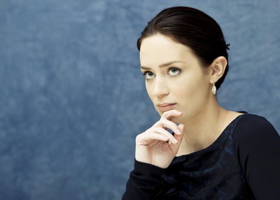 Emily Blunt Poster 2248937