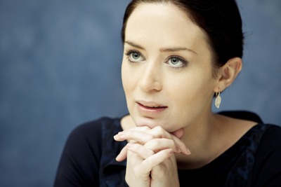 Emily Blunt Poster 2248952