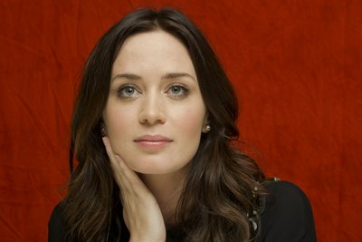 Emily Blunt Poster 2286001