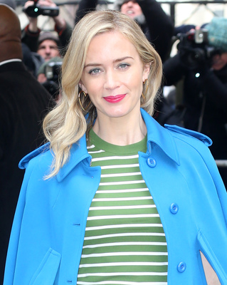 Emily Blunt Poster 3091400