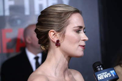 Emily Blunt Poster 3221254