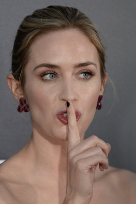Emily Blunt Poster 3221329