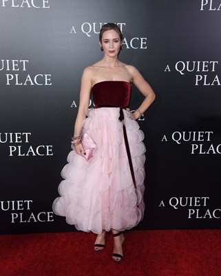 Emily Blunt Poster 3221372
