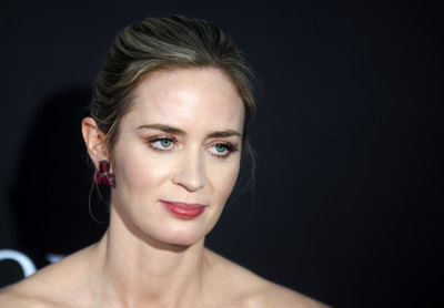 Emily Blunt Poster 3221377