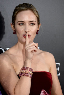 Emily Blunt Poster 3221405