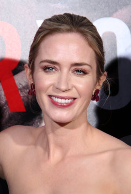 Emily Blunt Poster 3221452