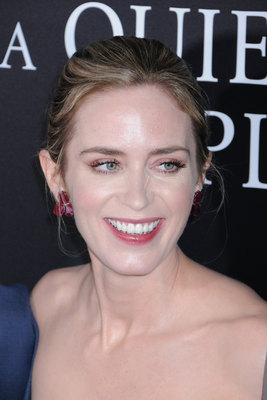 Emily Blunt Poster 3221546