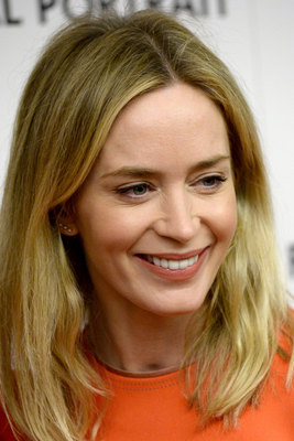 Emily Blunt Poster 3261493