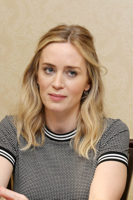 Emily Blunt Poster 3295486