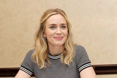 Emily Blunt Poster 3295488